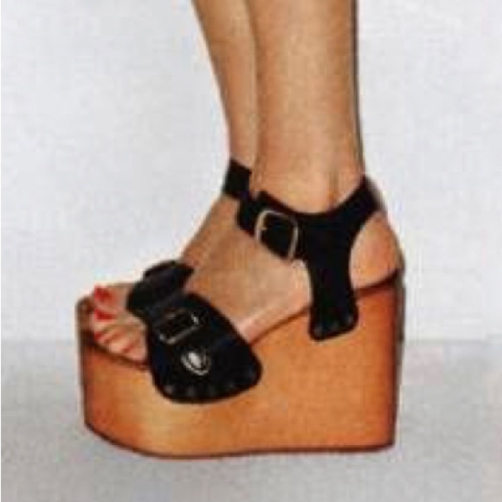 **ISO** Celine SS11/Phoebe Philo Wooden Sandals